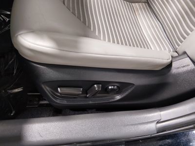 2024 Toyota Camry - Photo 17