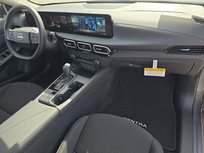 2026 Nissan Sentra — photo 13 view