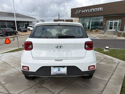 2026 Hyundai Venue - Photo 4