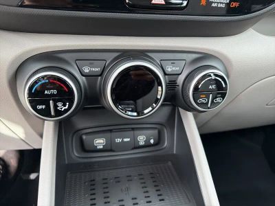2026 Hyundai Venue - Photo 23