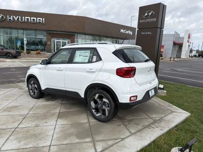 2026 Hyundai Venue - Photo 3
