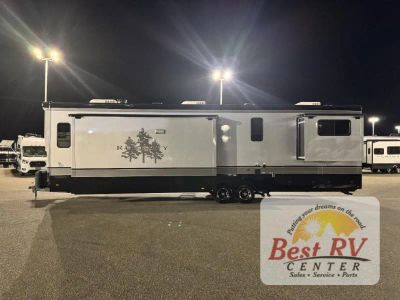 2025 Redwood RV Regency - Photo 8