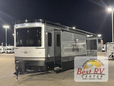 2025 Redwood RV Regency - Photo 2