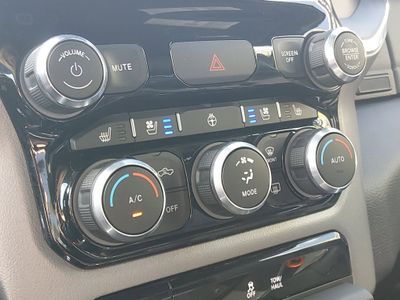 2024 Ram 1500 — photo 18 view