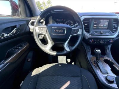 2018 GMC Acadia — detail view
