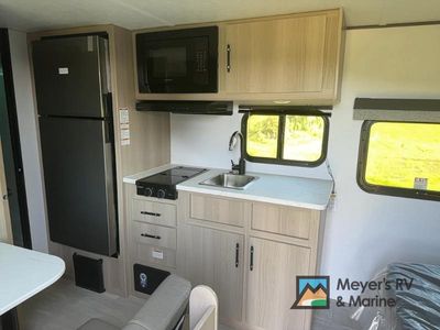 2026 Dutchmen RV Kodiak — engine compartment view