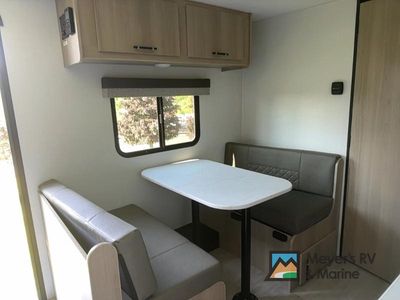 2026 Dutchmen RV Kodiak — photo 7 view