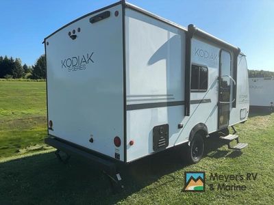 2026 Dutchmen RV Kodiak — rear three-quarter view