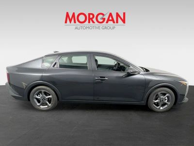 2026 Kia K4 — photo 8 view