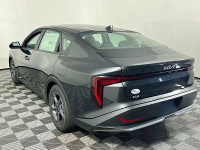 2026 Kia K4 — photo 11 view