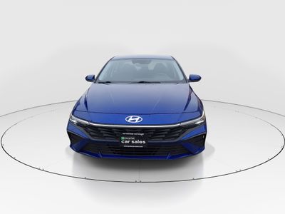 2024 Hyundai Elantra - Photo 2