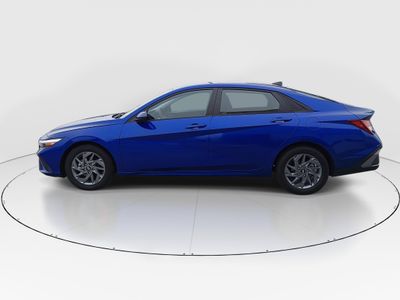 2024 Hyundai Elantra - Photo 4