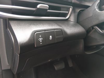 2024 Hyundai Elantra - Photo 13
