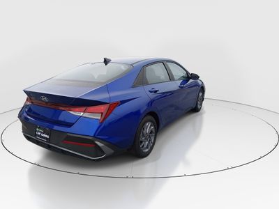 2024 Hyundai Elantra - Photo 7