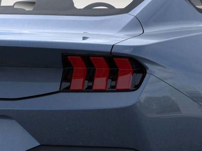 2026 Ford Mustang - Photo 9