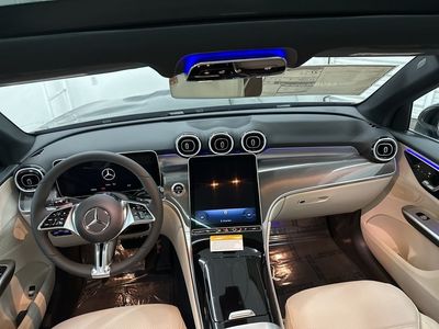 2026 Mercedes-Benz GLC — photo 20 view