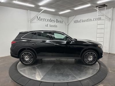 2026 Mercedes-Benz GLC — photo 8 view