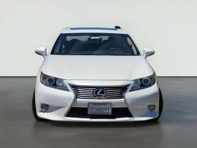 2013 Lexus ES 350 — side profile view