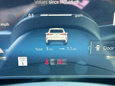 2026 BMW X3 — photo 9 view