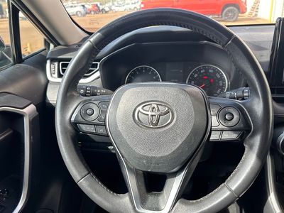 2020 Toyota RAV4 - Photo 15