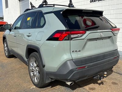 2020 Toyota RAV4 - Photo 3