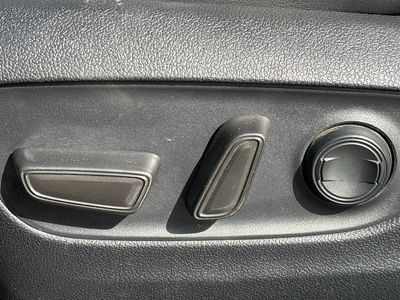 2020 Toyota RAV4 - Photo 7