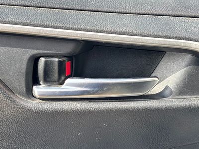 2020 Toyota RAV4 - Photo 5