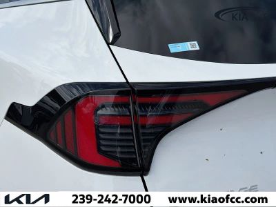2026 Kia Sportage — photo 9 view
