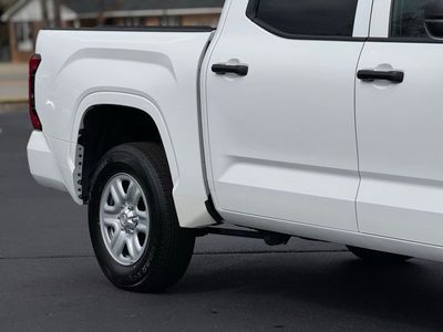 2024 Toyota Tundra SR CrewMax - Photo 10