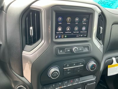 2026 Chevrolet Silverado 3500HD — photo 12 view