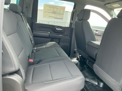 2026 Chevrolet Silverado 3500HD — photo 19 view