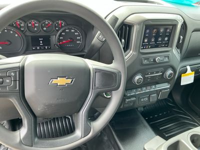 2026 Chevrolet Silverado 3500HD — photo 15 view