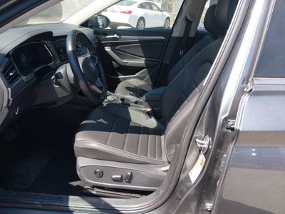 2024 Volkswagen Jetta - Photo 20