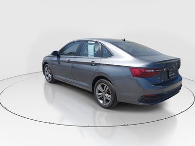 2024 Volkswagen Jetta - Photo 5