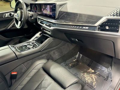 2025 BMW X6 — photo 15 view