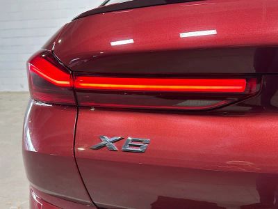 2025 BMW X6 — photo 11 view