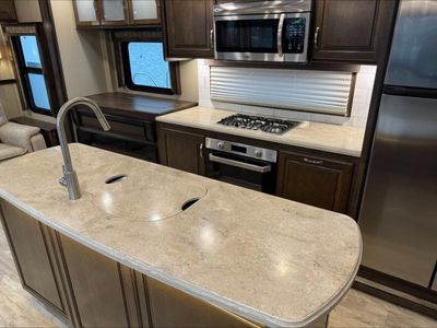 2018 Grand Design Solitude - Photo 11