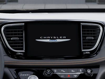 2026 Chrysler Pacifica — photo 18 view