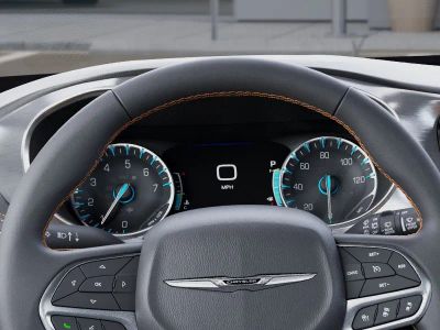 2026 Chrysler Pacifica — photo 17 view