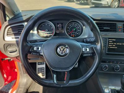 2017 Volkswagen Golf Alltrack — photo 29 view
