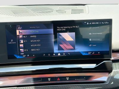 2027 BMW 5 Series — photo 30 view