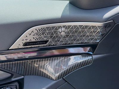 2027 BMW 5 Series — photo 23 view