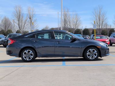 2016 Honda Civic - Photo 5
