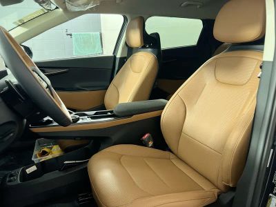 2025 Kia EV6 — photo 14 view