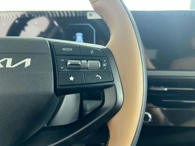2025 Kia EV6 — photo 19 view