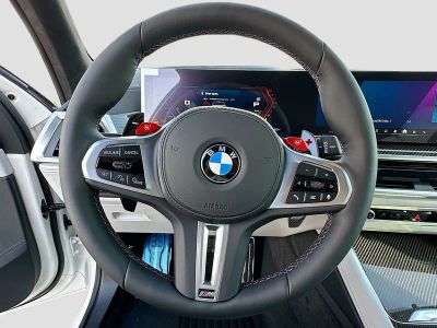 2026 BMW X5 M — photo 8 view
