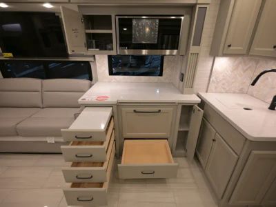2026 Tiffin ALLEGRO BAY - Photo 10