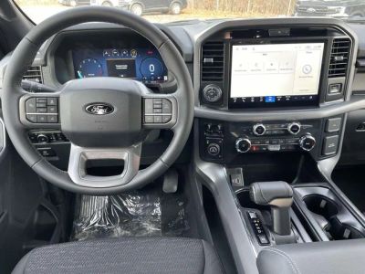2026 Ford F-150 — photo 10 view