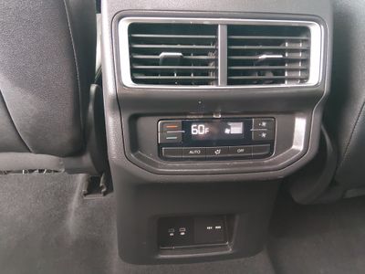 2026 Volkswagen Atlas — photo 21 view