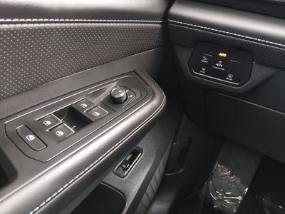 2026 Volkswagen Atlas — photo 13 view